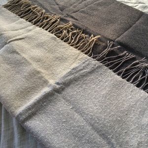 4 color large scarf